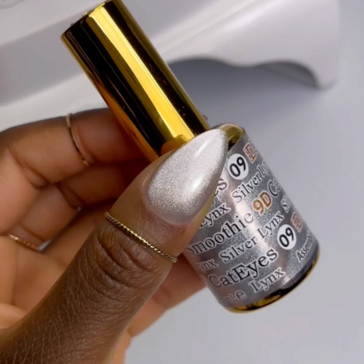 DND 9D CAT EYE SMOOTHIE #09 - SILVER LYNX