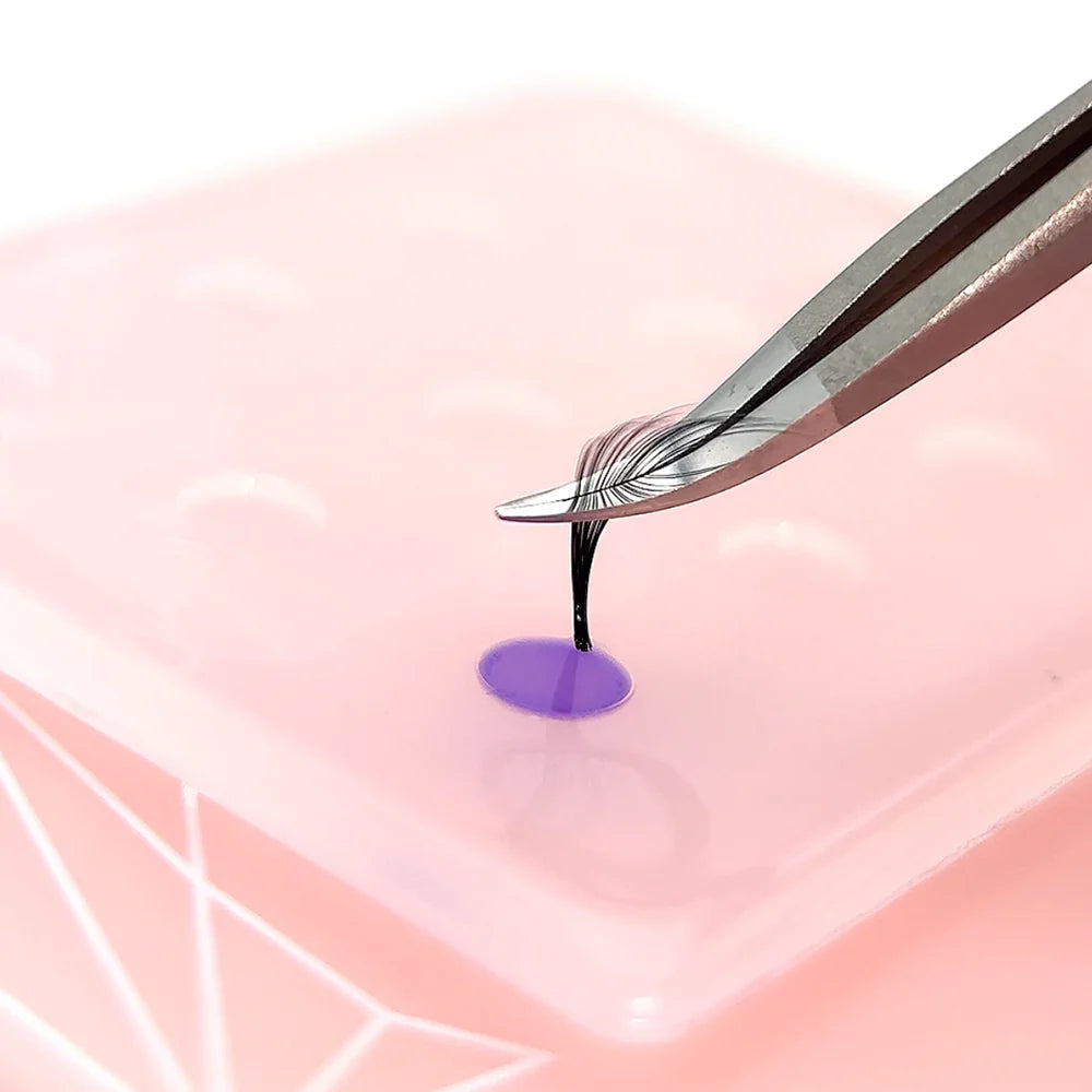 LBLA Superhero Purple with Iconic Bond Technology - Fast Lash Adhesive