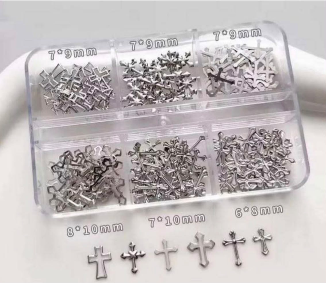 Cross charms 6 grid