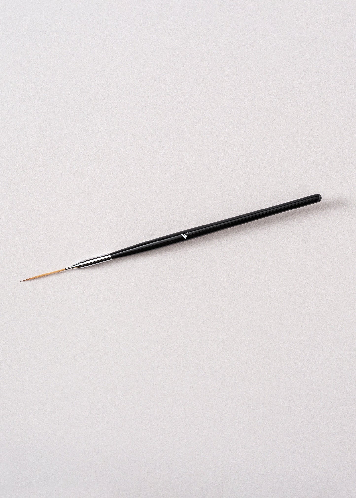 V BEAUTY PURE LINER BRUSH L