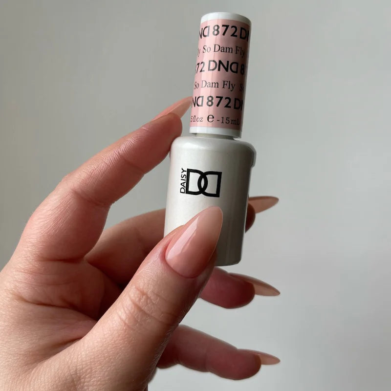 DND Sheer Collection #872 So Dam Fly