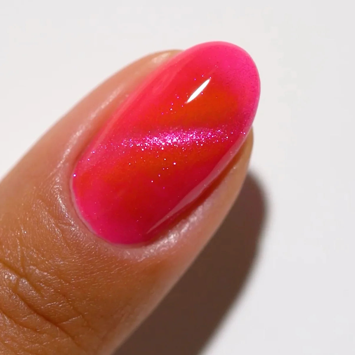 DND 9D CAT EYE SMOOTHIE #02 – BEJEWELED