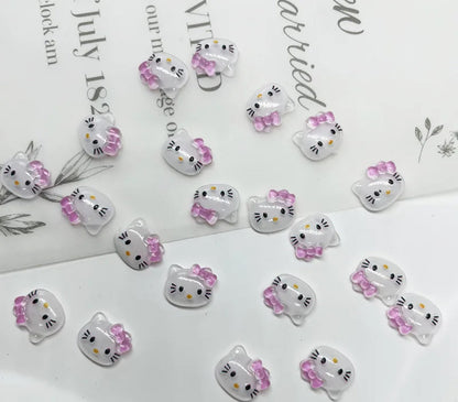 Hello Kitty Head Nail Charm 6pc