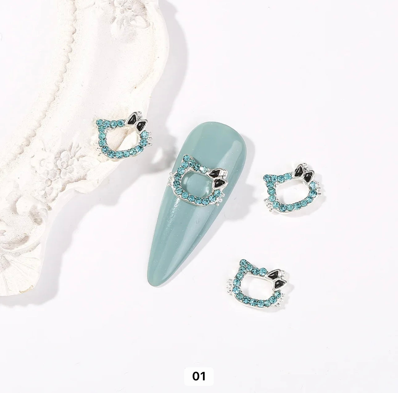 Hello Kitty Diamond Head