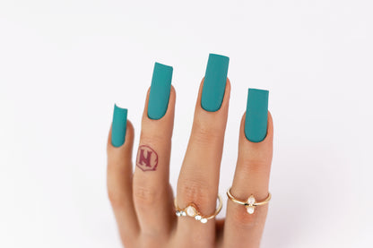 NOTPOLISH M106 I DON'T KISS & TEAL POWDER