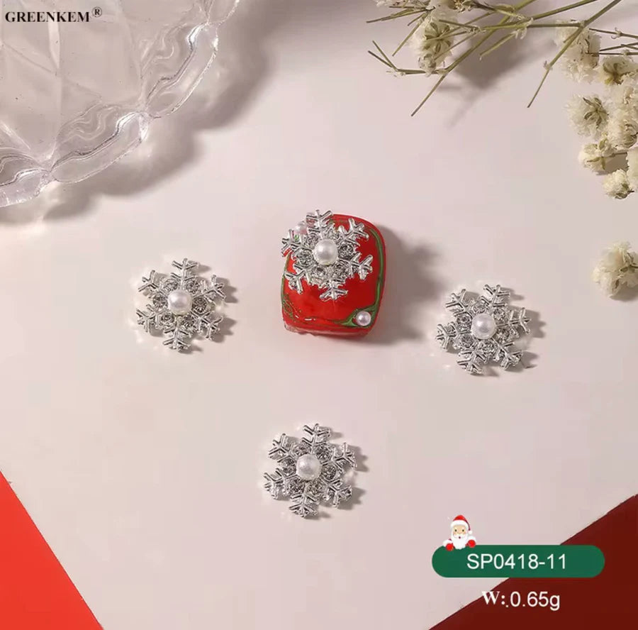 Christmas Nail Charms 2pc In a Pack